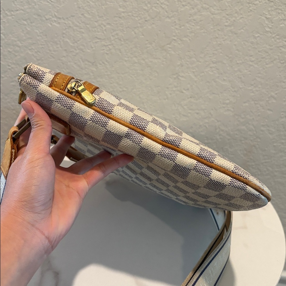 Louis Vuitton Azur Crossbody Bosphore White Damier Azur - Picture 5 of 16
